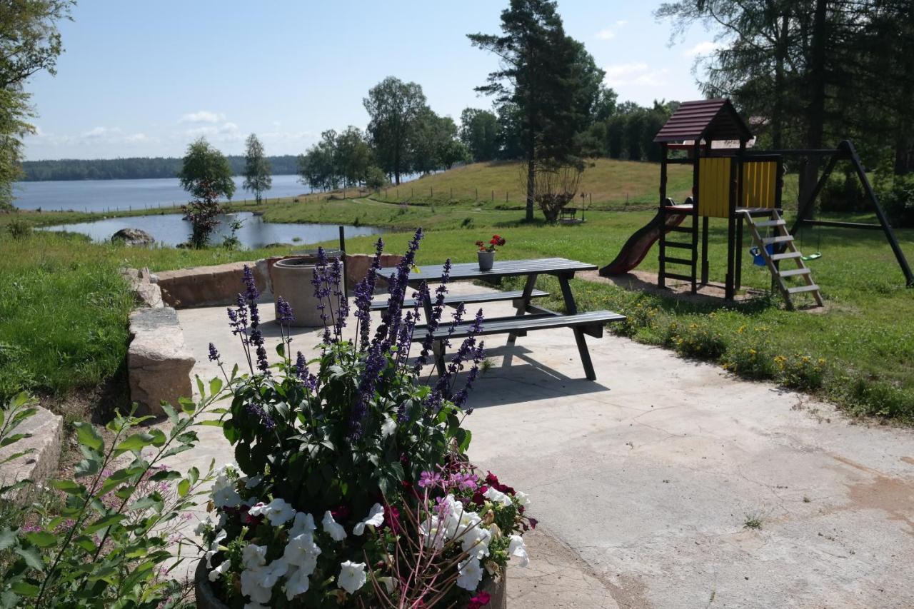 Joarsbo, Stuga 1, Sjoelyckan Kalv Exterior foto